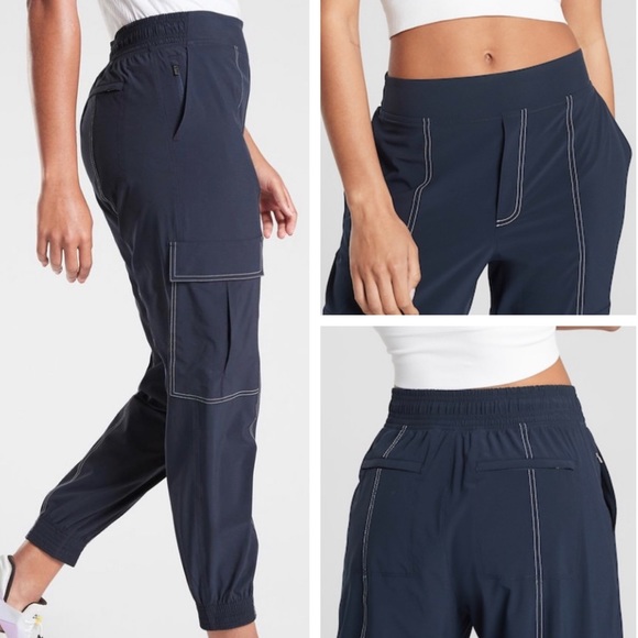 NWOT Athleta Chelsea Utility Jogger navy blue - Picture 1 of 12